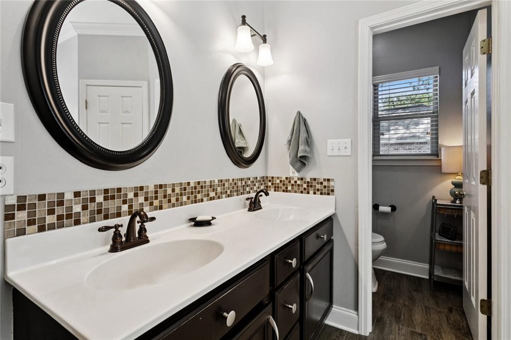 930 Labarre Street Mandeville, LA 70448 - Photo 9 of 18 Gallery Image 9