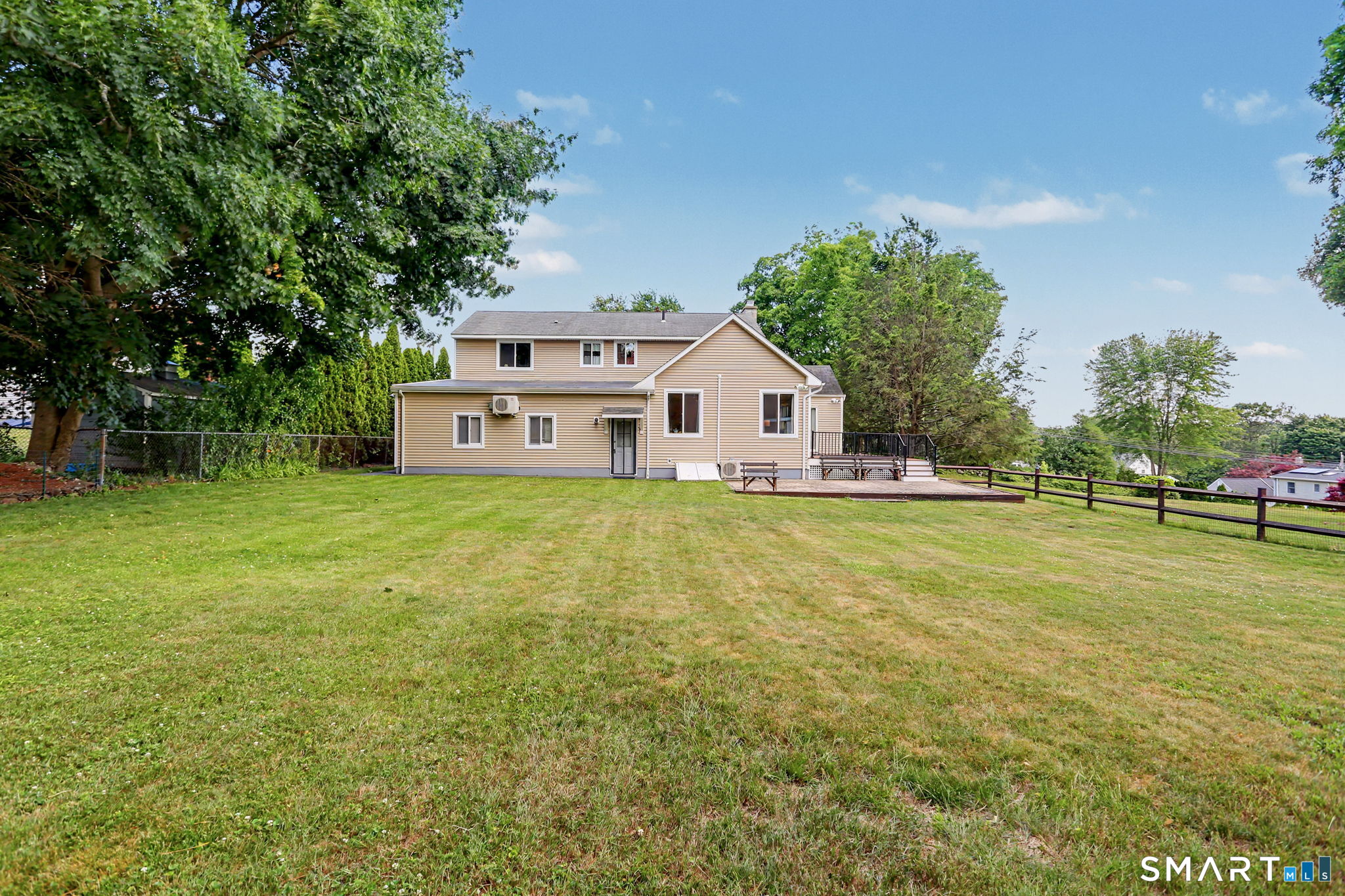 78 Chestnut Hill Road Trumbull, CT 06611 - Photo 28 of 36