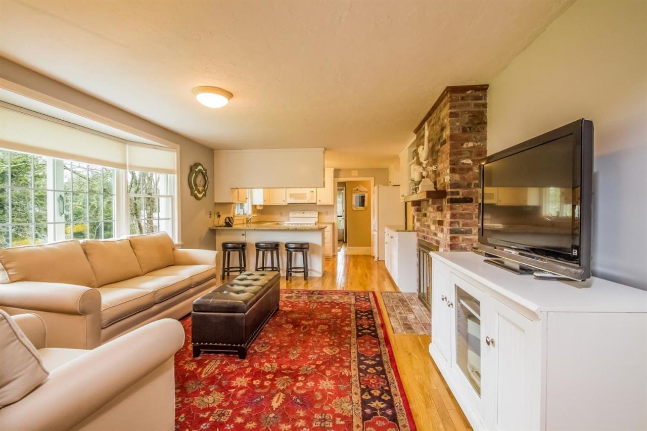 58 Chippingstone Road Chatham, MA 02633 - Photo 4 of 17 Additional Photo