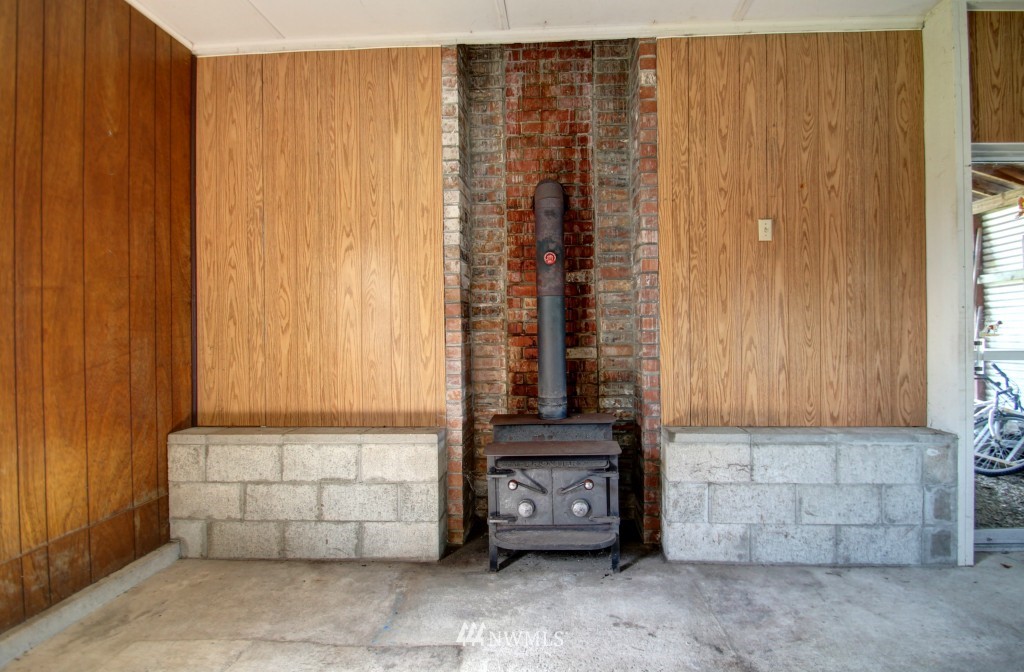 8871 F F & S Grade Road Sedro-Woolley, WA 98284 - Photo 23 of 25 Gallery Image 23
