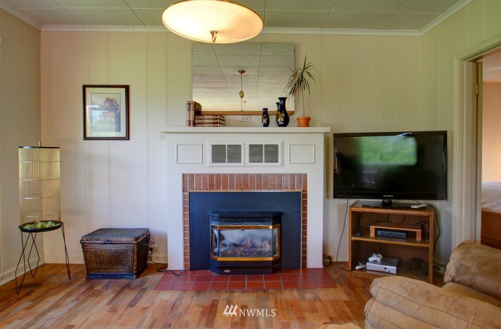8871 F F & S Grade Road Sedro-Woolley, WA 98284 - Photo 8 of 25 Gallery Image 8