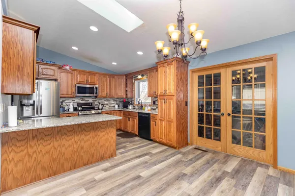 $369,900 | 790 Lakeridge Drive, West Fargo, ND 58078