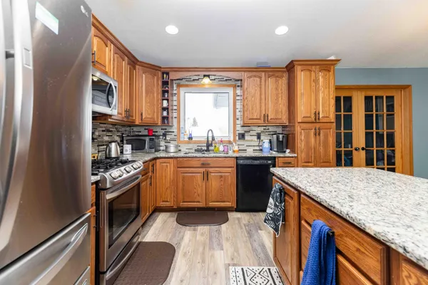 $369,900 | 790 Lakeridge Drive, West Fargo, ND 58078