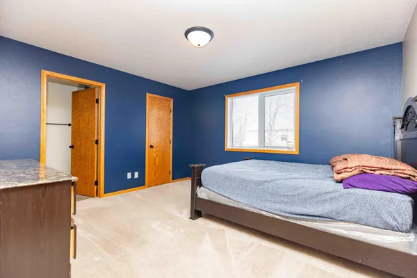 $369,900 | 790 Lakeridge Drive, West Fargo, ND 58078