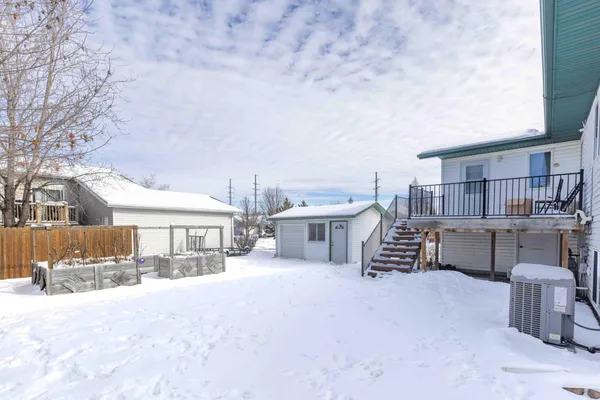 $369,900 | 790 Lakeridge Drive, West Fargo, ND 58078