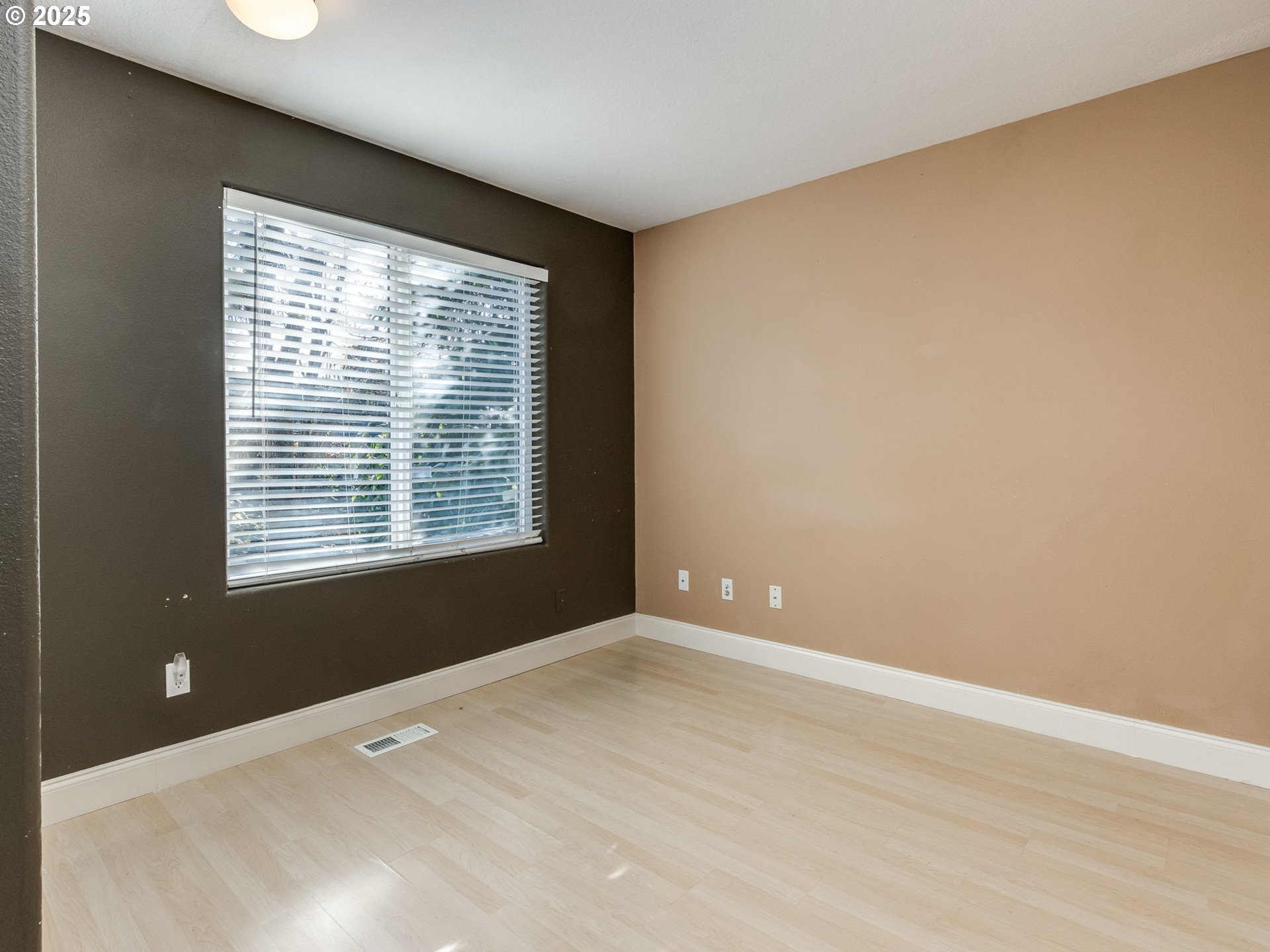 15446 Southeast Honeysuckle Way Clackamas, OR 97015 - Photo 35 of 48