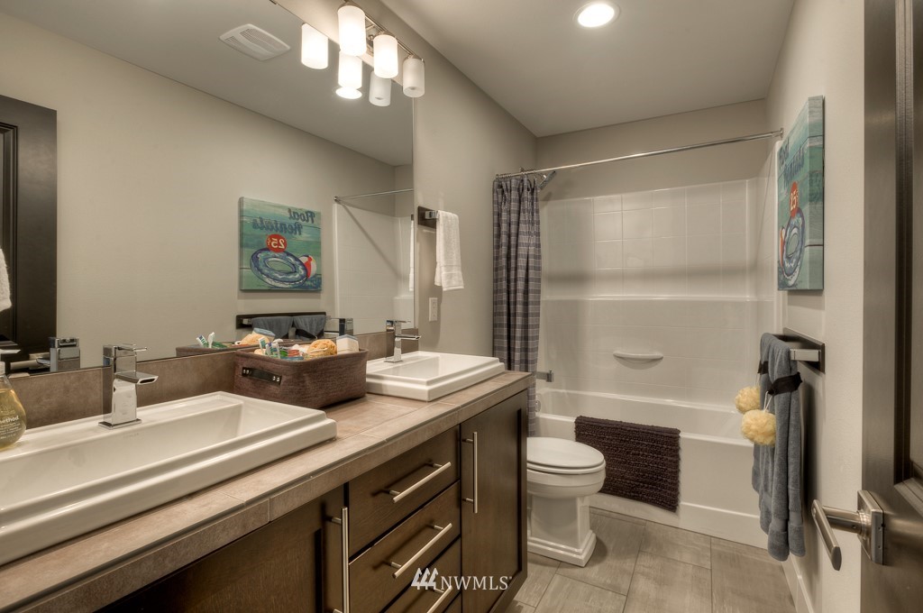 21325 43rd Drive Southeast, Unit GC 20 Bothell, WA 98021 - Photo 13 of 18 Gallery Image 13