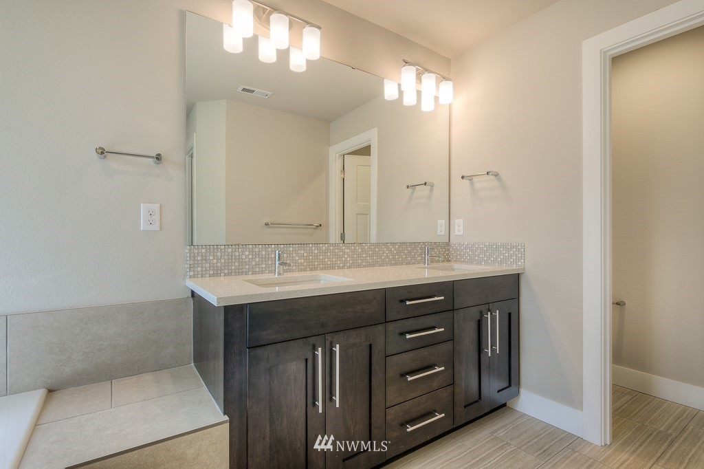21325 43rd Drive Southeast, Unit GC 20 Bothell, WA 98021 - Photo 16 of 18 Gallery Image 16