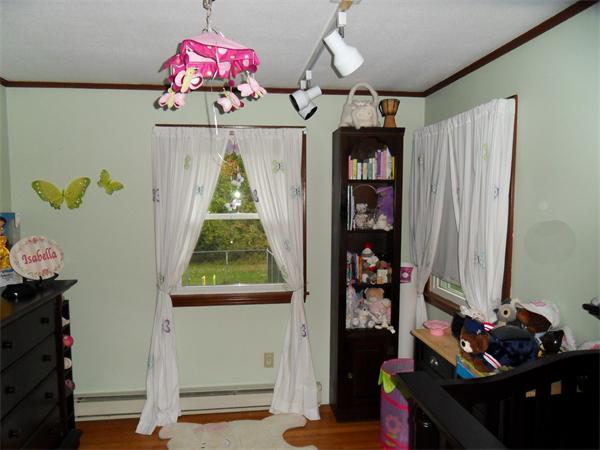 57 Tuft Hill Road Thompson, CT 06255 - Photo 16 of 29 Gallery Image 16