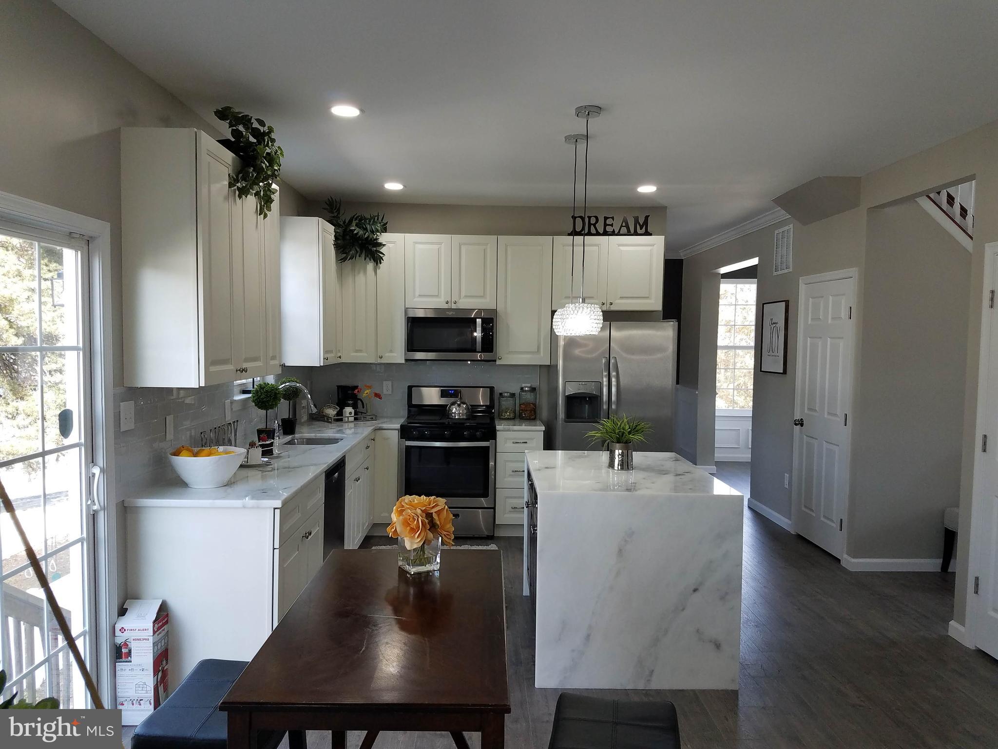 26 Parliament Road Sicklerville, NJ 08081 - Photo 2 of 59