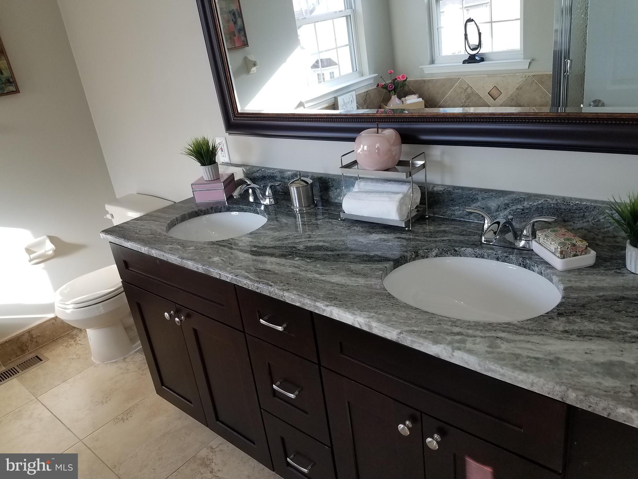 26 Parliament Road Sicklerville, NJ 08081 - Photo 15 of 59