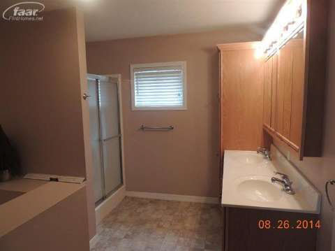 3264 West Road Millington, MI 48746 - Photo 12 of 37 20360796-11.JPG
