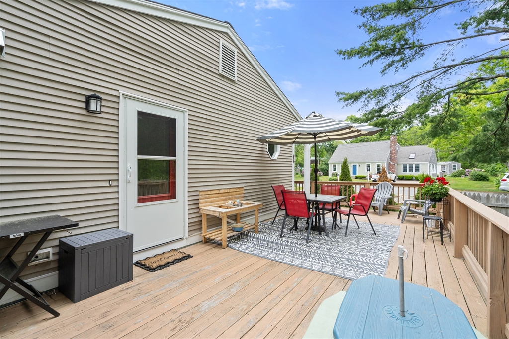 9 Debbies Lane Barnstable, MA 02648 - Photo 29 of 32