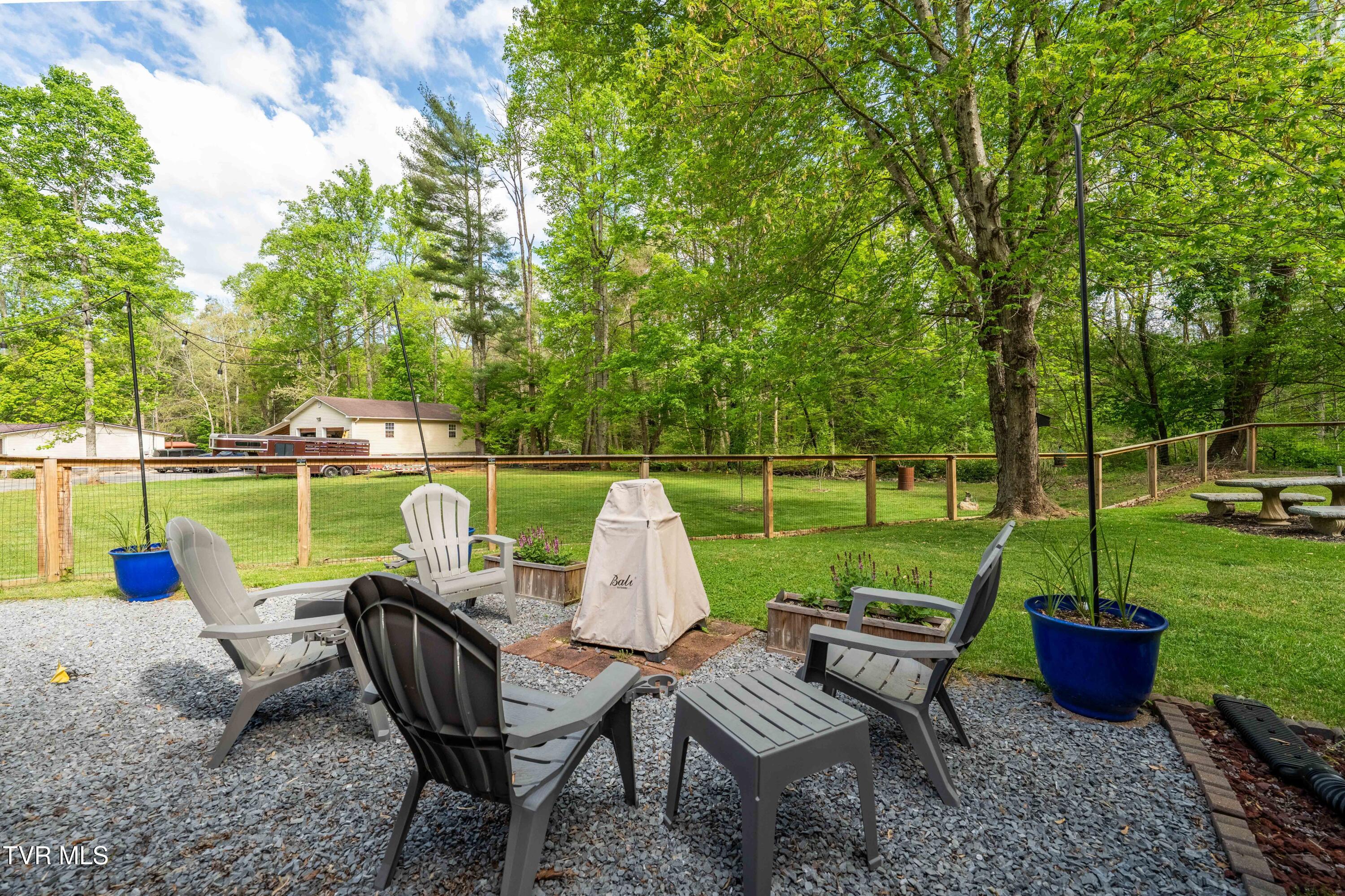 135 Grindstaff Hollow Road Elizabethton, TN 37643 - Photo 60 of 116 135 Grindstaff Hollow (41 of 82)
