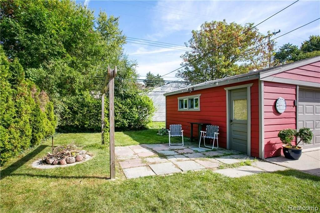 2966 Cumberland Road Berkley, MI 48072 - Photo 30 of 32