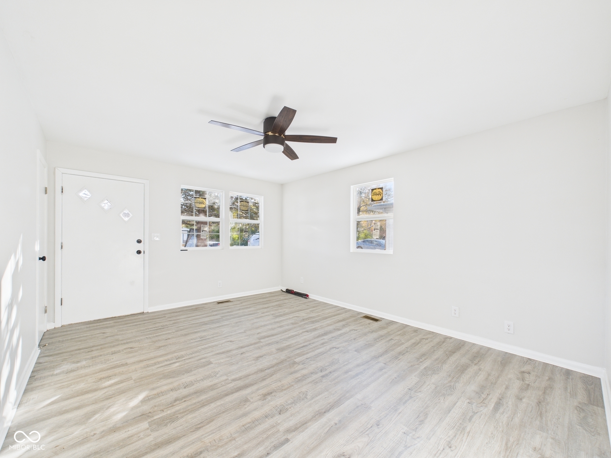 10 West 41st Street Anderson, IN 46013 - Photo 7 of 24