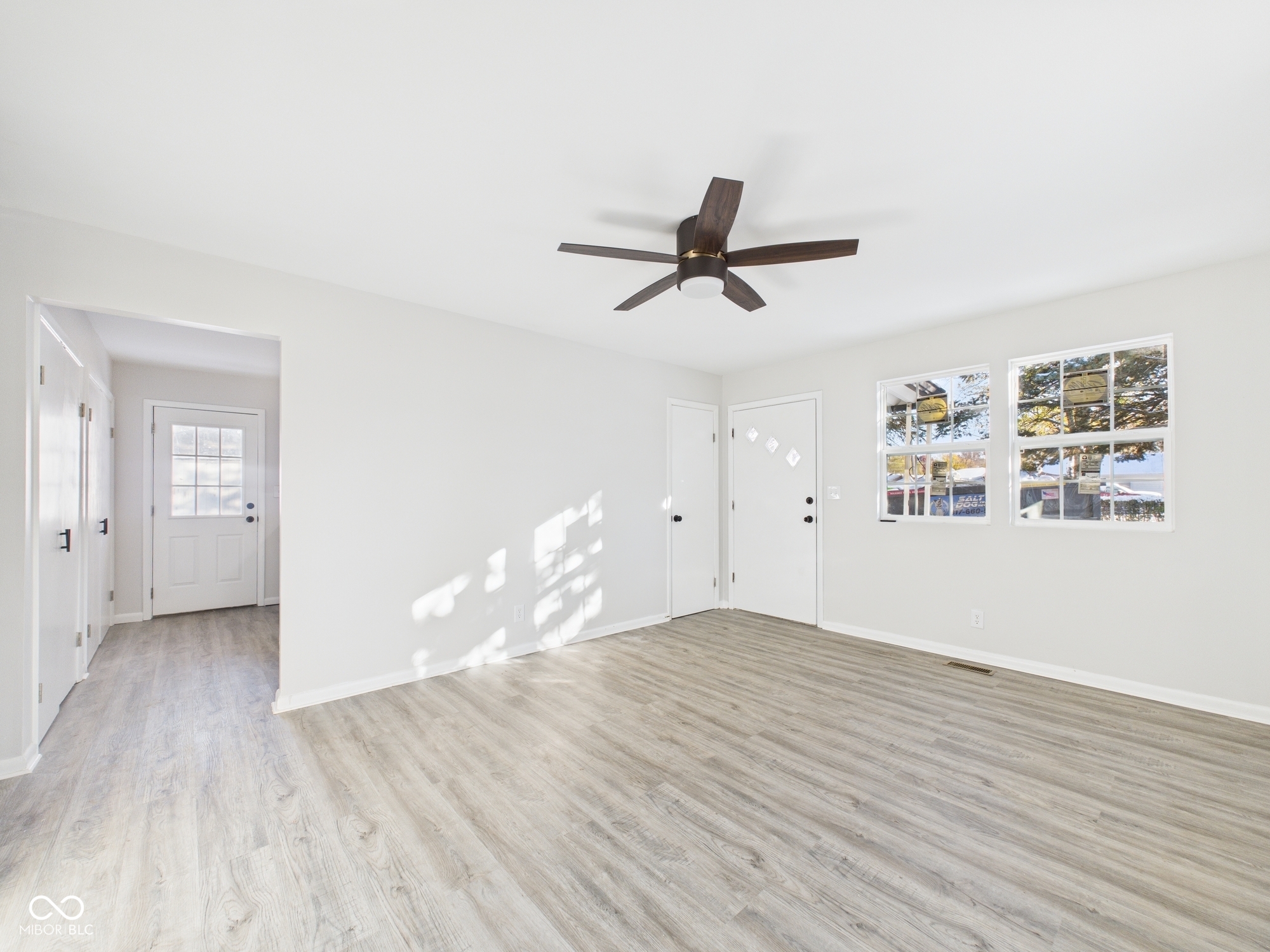 10 West 41st Street Anderson, IN 46013 - Photo 8 of 24