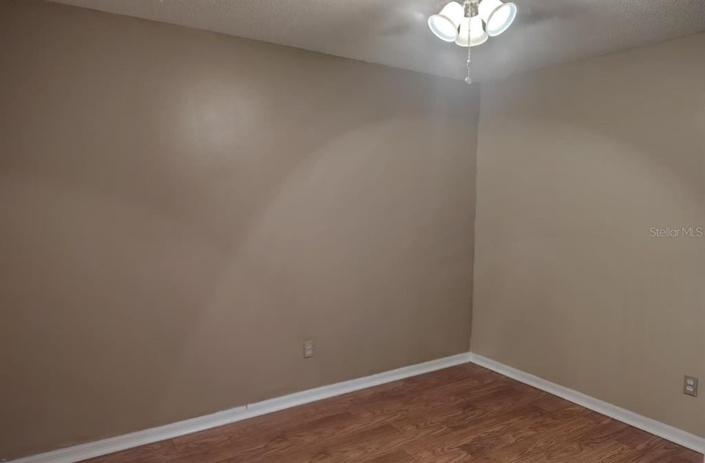 326 Hanging Moss Road Davenport, FL 33837 - Photo 9 of 13