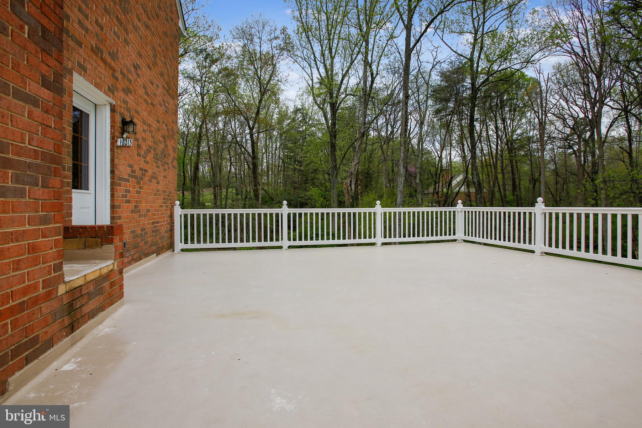 10215 Old Hunt Road Vienna, VA 22181 - Photo 22 of 70 Deck Overlooking