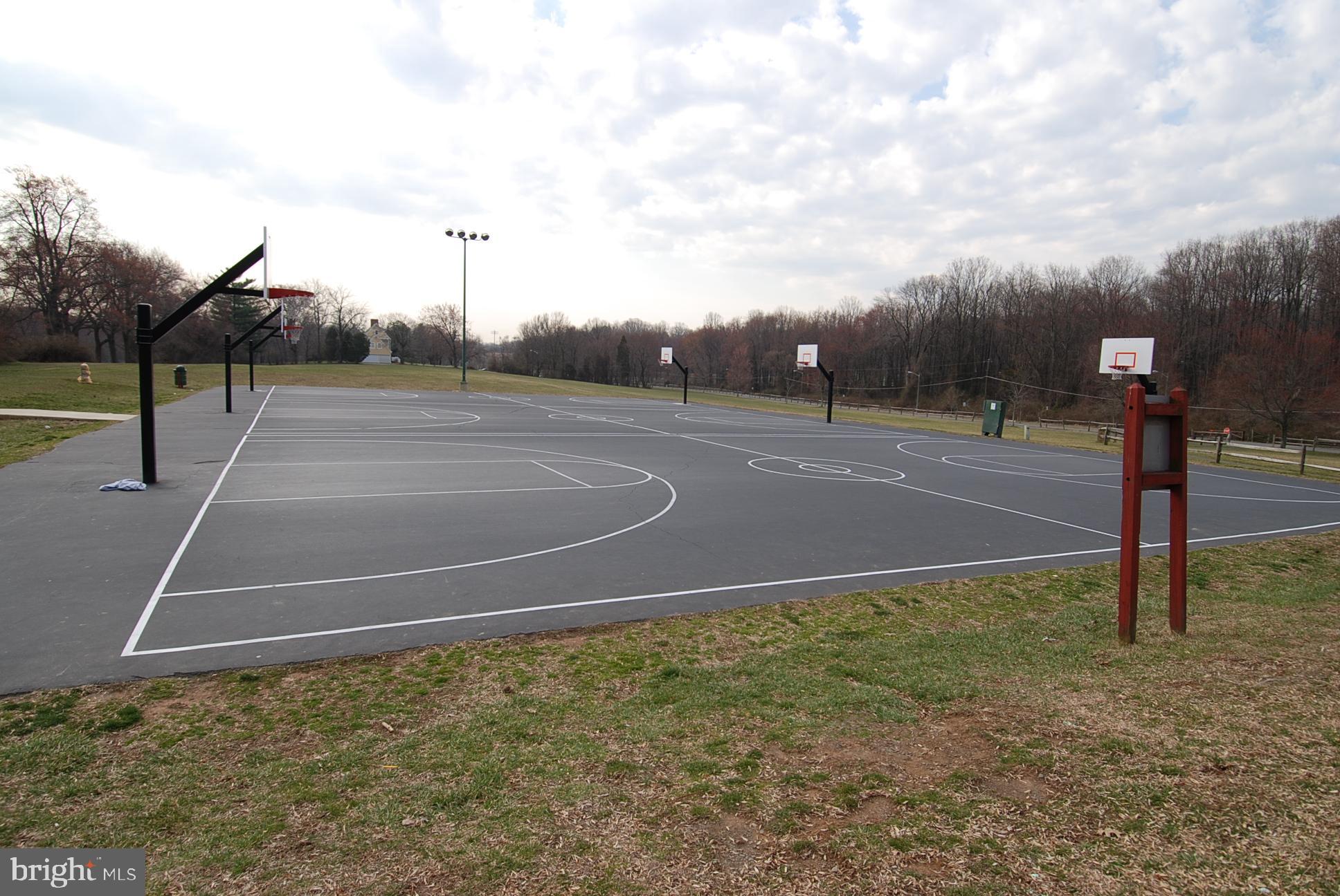 10215 Old Hunt Road Vienna, VA 22181 - Photo 51 of 70 Nottoway Park