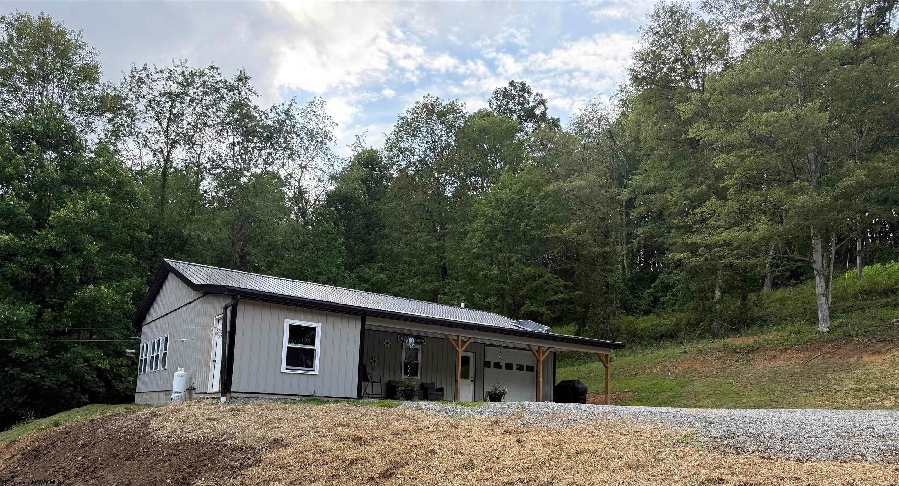 733 Silent Grove Road Philippi, WV 26416 - Photo 4 of 29 Gallery Image 4