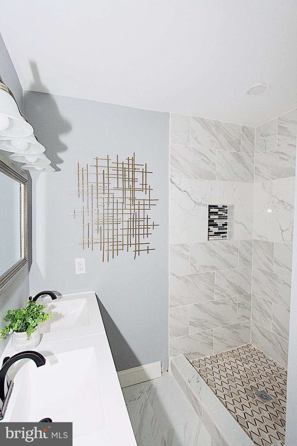 4701 Wakefield Road Baltimore, MD 21216 - Photo 17 of 65