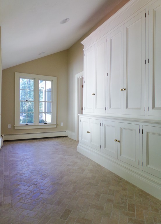 453 Hanlon Road Holliston, MA 01746 - Photo 8 of 30 Gallery Image 8