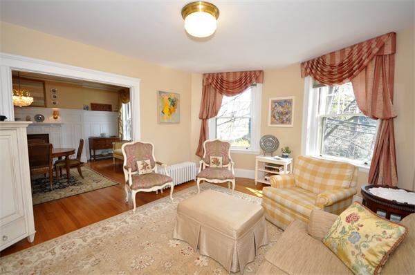 52 Kilsyth Road, Unit 2 Brookline, MA 02445 - Photo 1 of 26