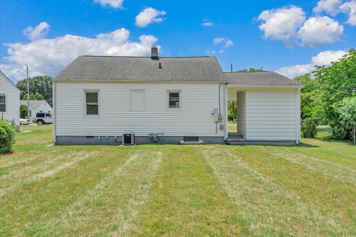 4933 Hildebrand Road Northwest Roanoke, VA 24012 - Photo 21 of 29 21-MIB04587