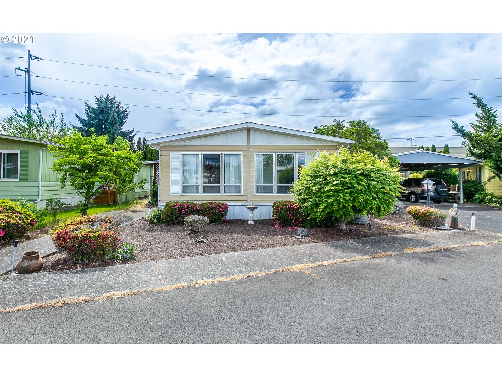 3530 Game Farm Road, Unit 39 Springfield, OR 97477 - Photo 2 of 28
