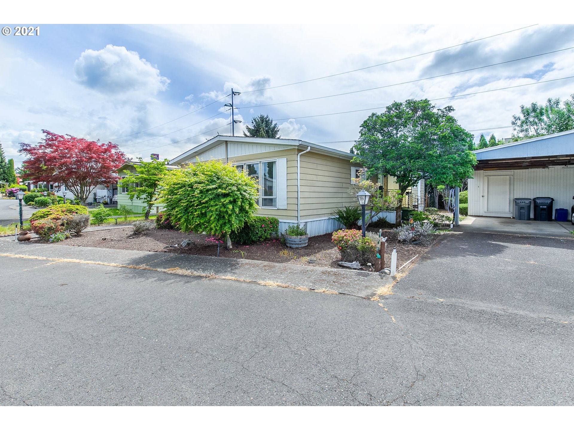 3530 Game Farm Road, Unit 39 Springfield, OR 97477 - Photo 3 of 28