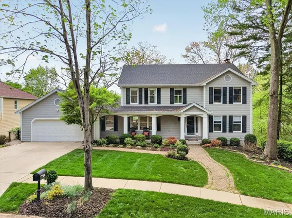 $1,300,000 | 303 Greenbriar Estates Drive, St. Louis, MO 63122