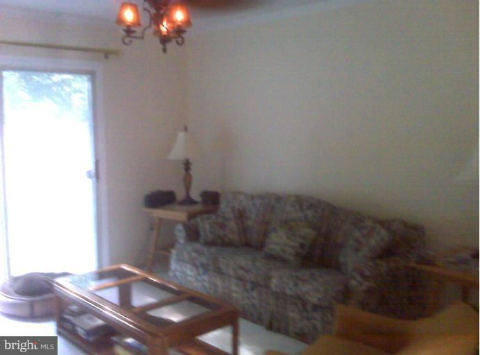 7258 Linden Tree Lane Springfield, VA 22152 - Photo 4 of 13 Living Room