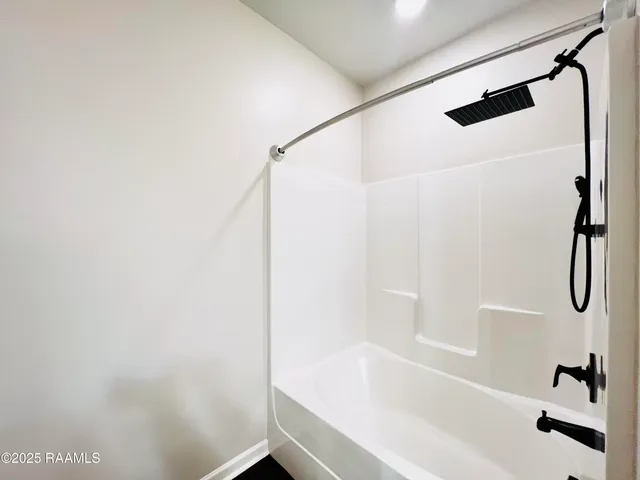 $2,100 | 18044 Terraceside Drive, Prairieville, LA 70769