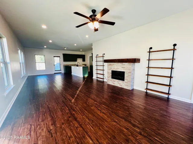 $2,200 | 18044 Terraceside Drive, Prairieville, LA 70769