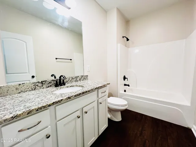 $2,100 | 18044 Terraceside Drive, Prairieville, LA 70769