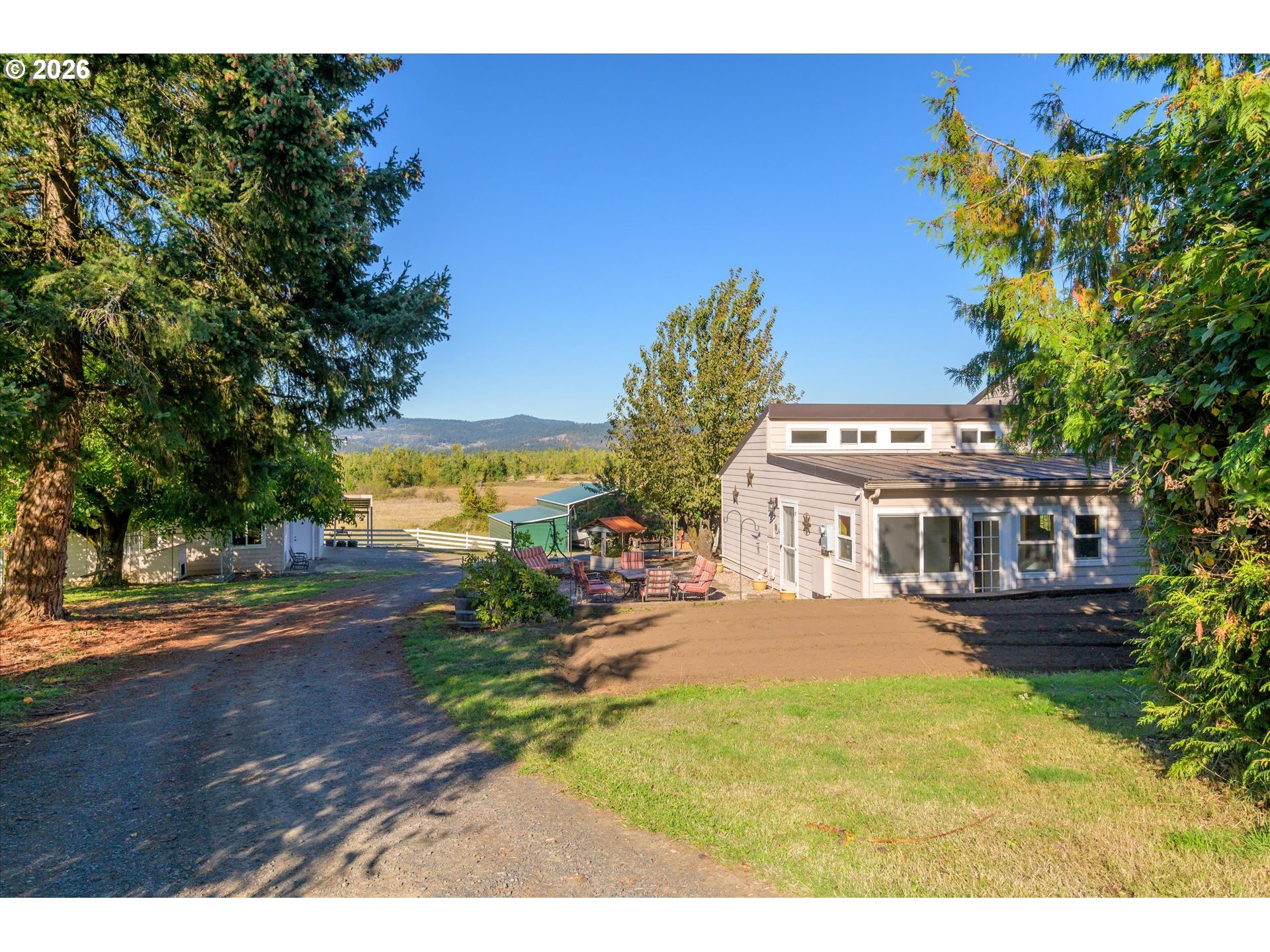 36189 Highway 58 Pleasant Hill, OR 97455 - Photo 3 of 46