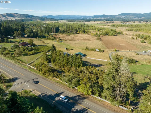 $749,900 | 36189 Highway 58, Pleasant Hill, OR 97455