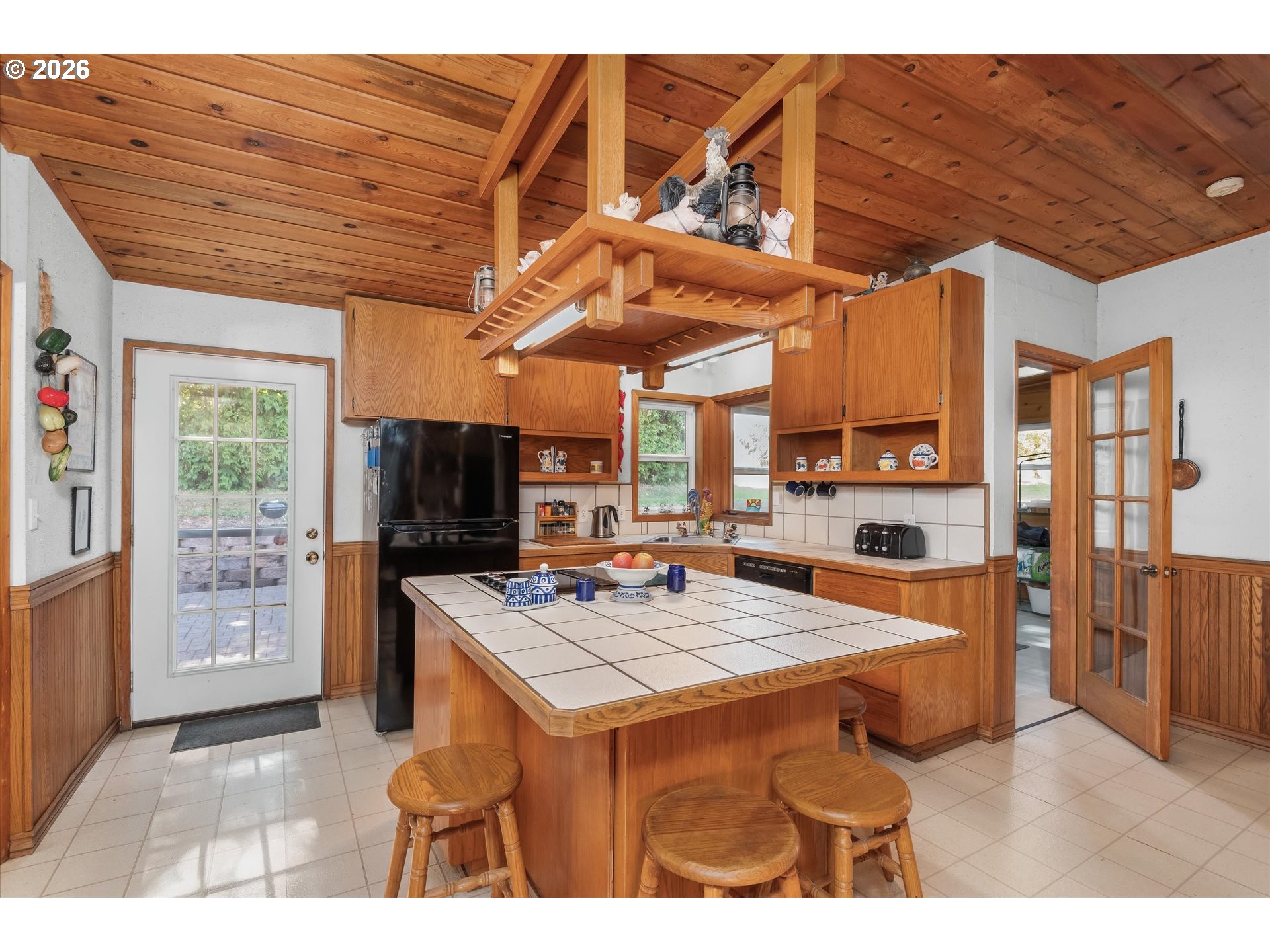 36189 Highway 58 Pleasant Hill, OR 97455 - Photo 10 of 46