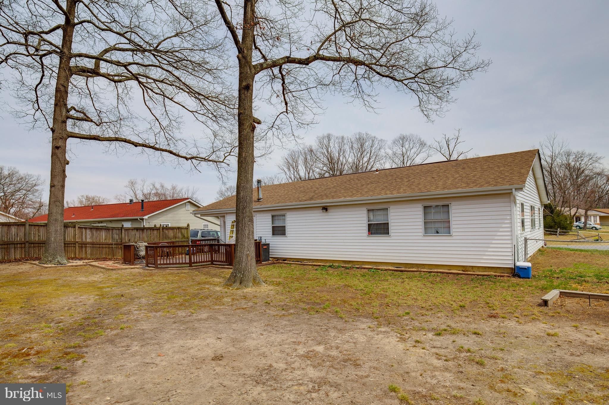 1143 Harvard Road Waldorf, MD 20602 - Photo 3 of 27 Exterior (Rear)