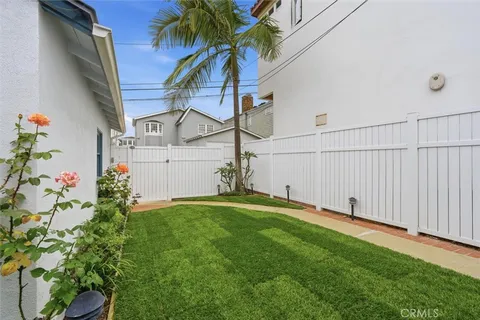 $2,899,000 | 536 24th Street, Manhattan Beach, CA 90266