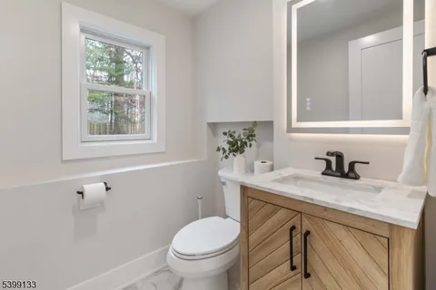 $1,190,000 | 6 Kenneth Court, Florham Park, NJ 07932