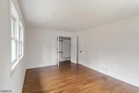 $1,190,000 | 6 Kenneth Court, Florham Park, NJ 07932