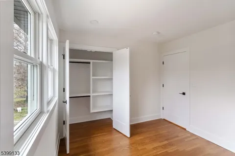 $1,190,000 | 6 Kenneth Court, Florham Park, NJ 07932