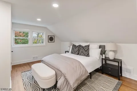 $1,190,000 | 6 Kenneth Court, Florham Park, NJ 07932