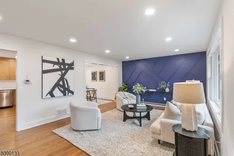 $1,190,000 | 6 Kenneth Court, Florham Park, NJ 07932