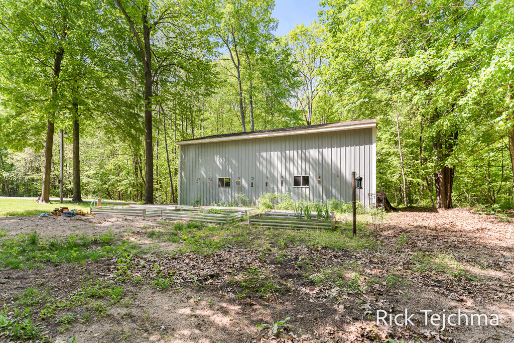10345 Red Oak Ridge Howard City, MI 49329 - Photo 19 of 83