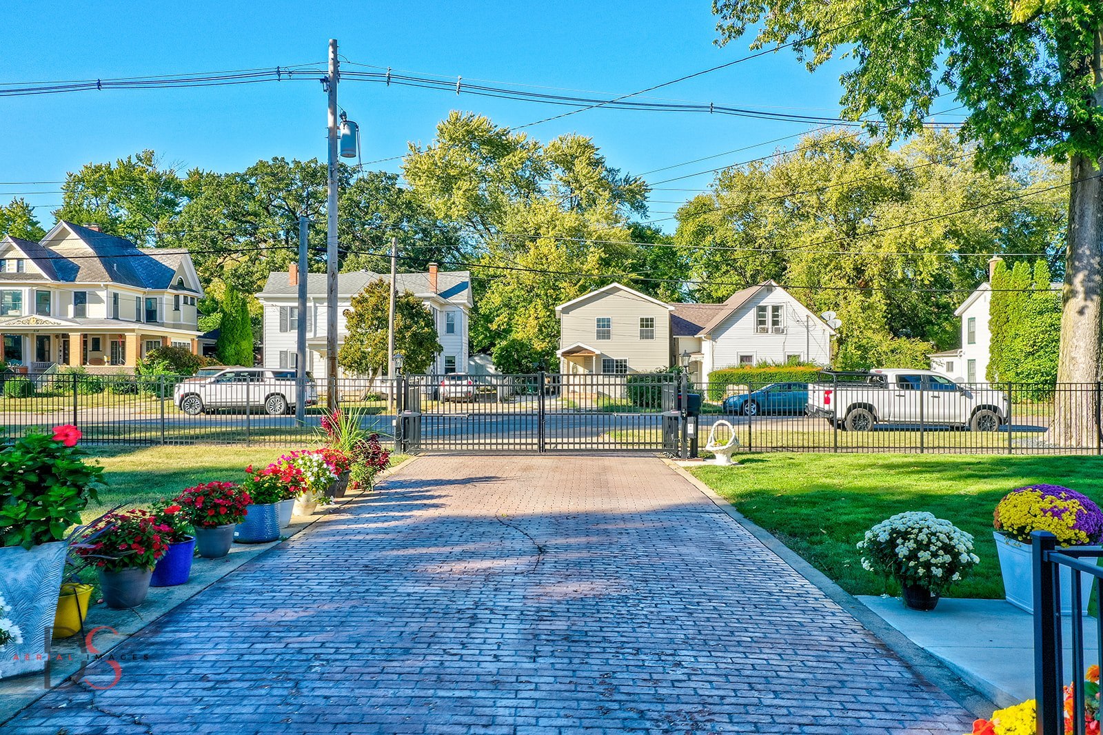 527 East Main Street Ottawa, IL 61350 - Photo 39 of 44 a view of outdoor space yard and swimming pool