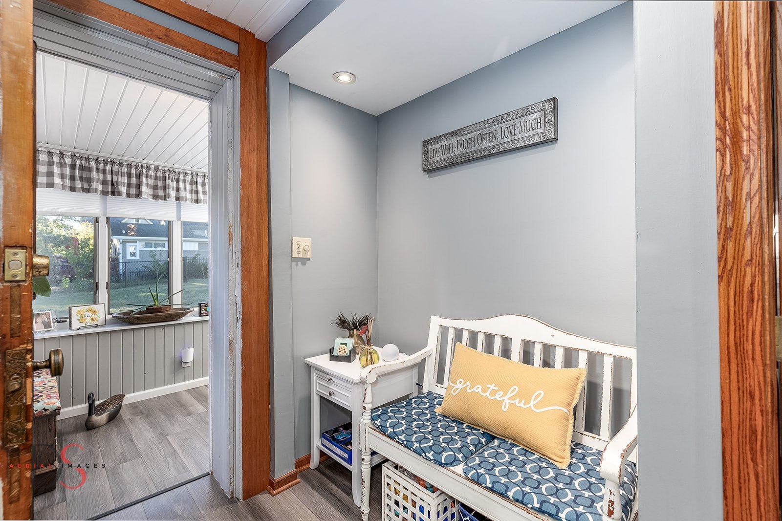 527 East Main Street Ottawa, IL 61350 - Photo 8 of 44 a view of room with window and furniture