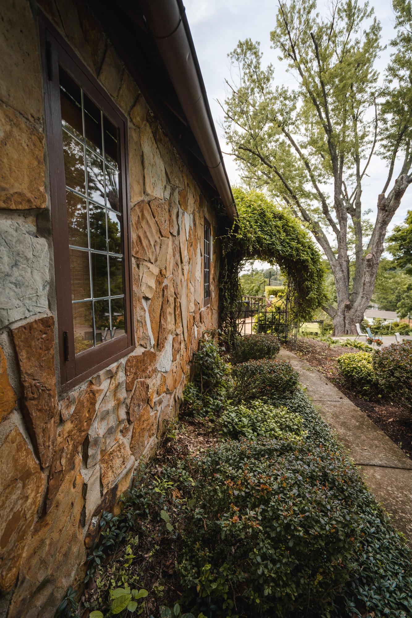 118 Dun Road Chillicothe, OH 45601 - Photo 6 of 66 Gallery Image 6